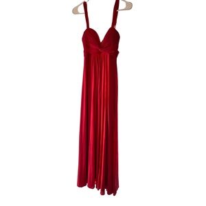 BCBGMAXAZRIA XS Red Formal Gown Full-Length, Twist Front, Elegant Evening Dress